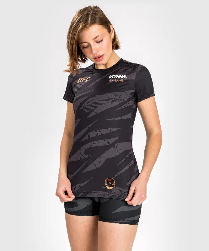 UFC Adrenaline by Venum Fight Week Women’s Dry-Tech T-shirt - Urban Camo