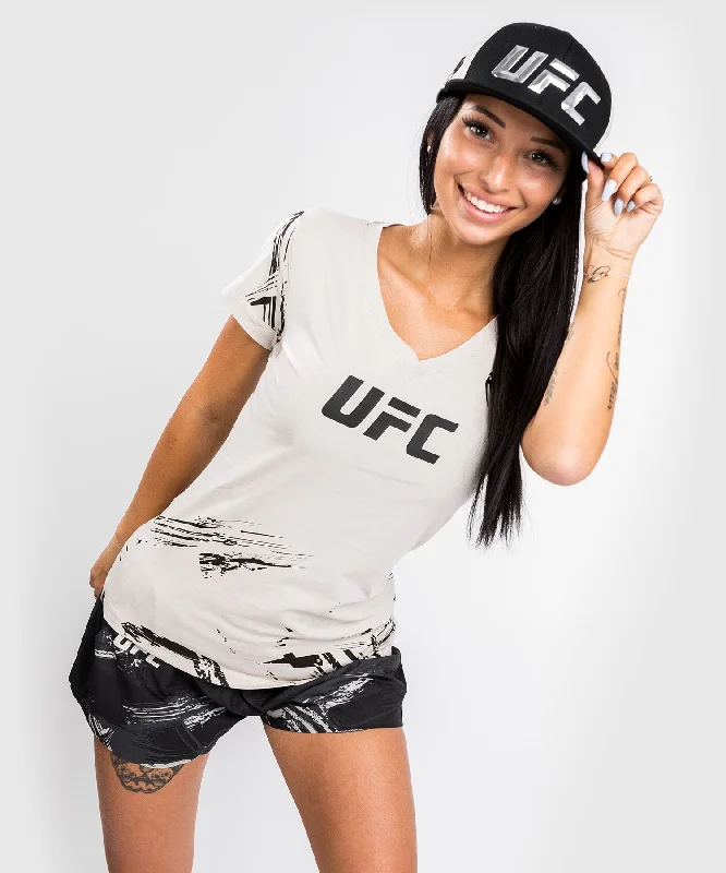 UFC Venum Authentic Fight Week 2.0 Women’s Short Sleeve T-Shirt - Sand