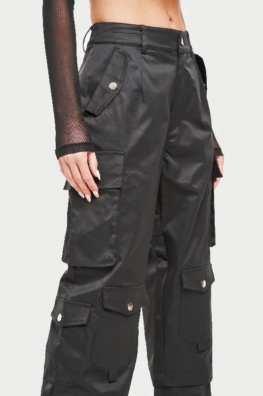 OVERSIZED TIE HEM CARGO PANTS - BLACK