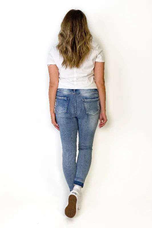 Wakee Georgia Ripped Jean Blue