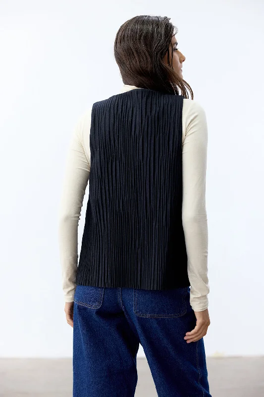 Recycled Wool Pleated Vest - Medianoche