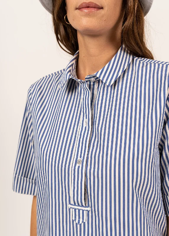 Léonie shirt dress - short sleeves, with pockets (BLANC/BLEU)