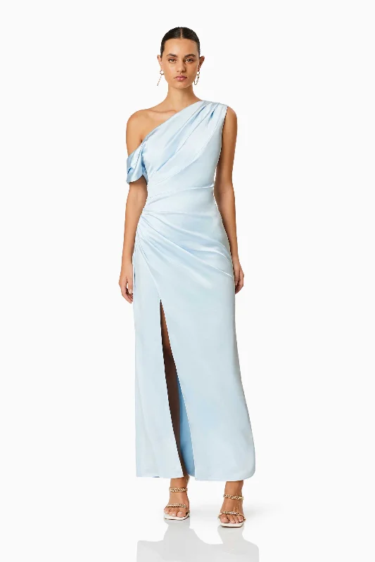 Retreat Maxi Dress In Blue