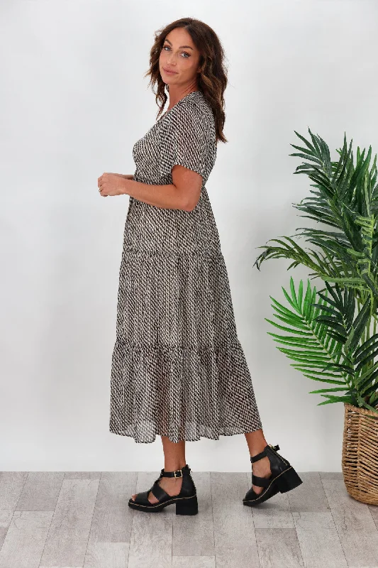 Shine On Label Joni Tiered Chiffon Dress Geo Line Print